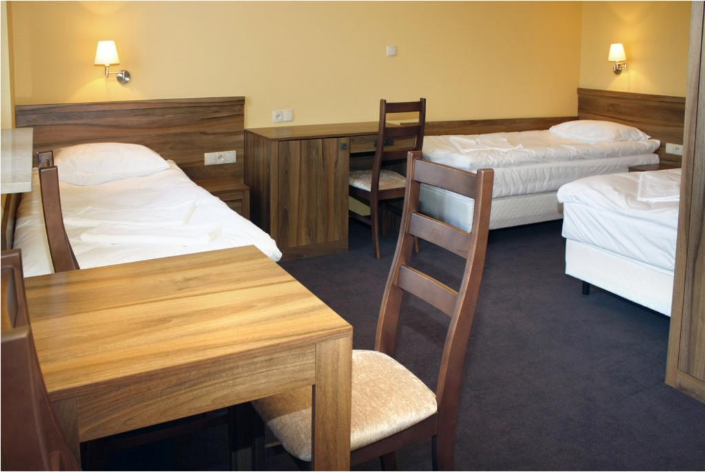 Hotel Ambasada Krobia Δωμάτιο φωτογραφία